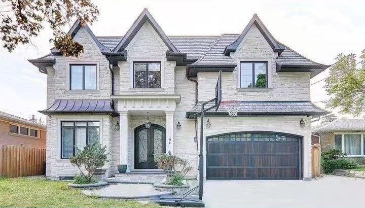 194 Burbank Dr., Toronto